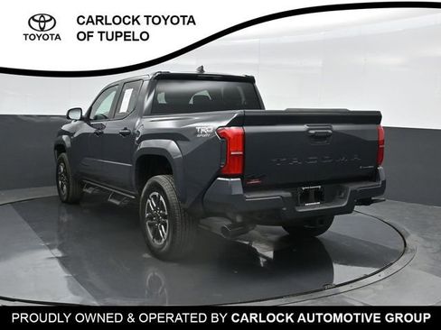 Used 2025 Toyota Tacoma TRD Sport AWD/4WD image 10