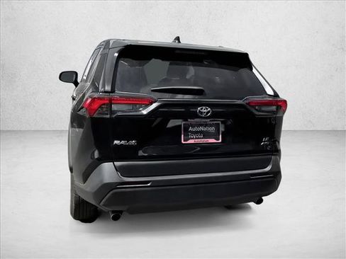 Used 2024 Toyota RAV4 LE AWD/4WD image 6