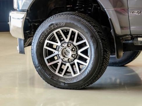 Used 2019 Ford F250 Lariat w/ Lariat Ultimate Package image 56