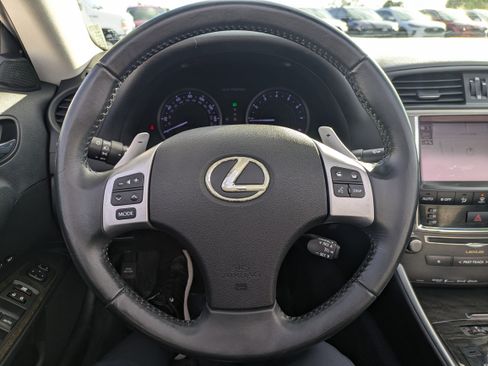 Used 2014 Lexus IS 250C image 23