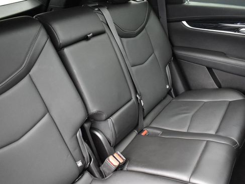 Certified 2025 Cadillac XT5 Premium Luxury image 31