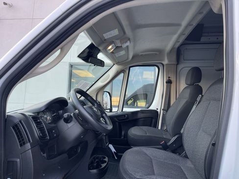 Used 2022 RAM ProMaster 2500 image 10