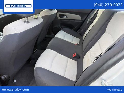 Used 2016 Chevrolet Cruze LS image 10