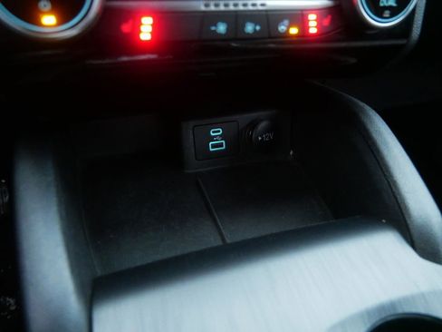 Used 2022 Ford Escape SE w/ Convenience Package image 21