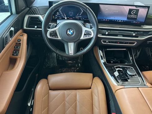 Used 2025 BMW X5 sDrive40i w/ M Sport Package RWD image 17