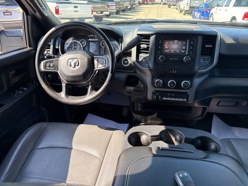 Used 2024 RAM 2500 Tradesman w/ Chrome Appearance Group AWD/4WD image 10