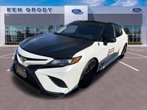 Used 2022 Toyota Camry TRD w/ TRD Package w/JBL Audio FWD image 8