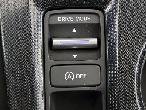 Used 2025 Honda Civic Sport image 24