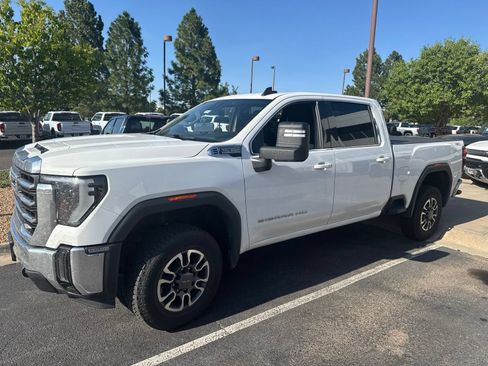 Used 2024 GMC Sierra 2500 SLE w/ SLE Value Package; AWD/4WD image 1