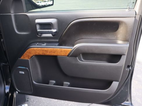 Used 2017 Chevrolet Silverado 1500 High Country AWD/4WD image 25