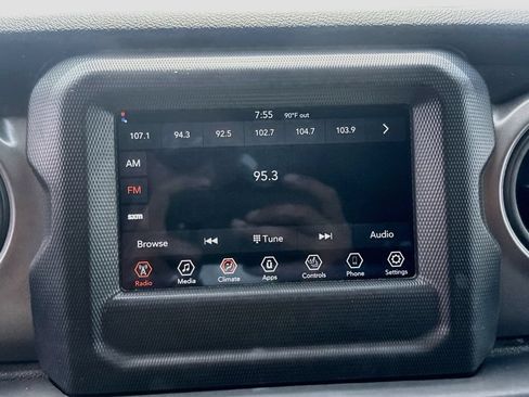 Used 2023 Jeep Wrangler Unlimited Sport AWD/4WD image 13