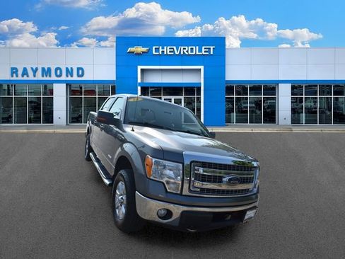 Used 2014 Ford F150 XLT w/ Equipment Group 302A Luxury AWD/4WD image 10
