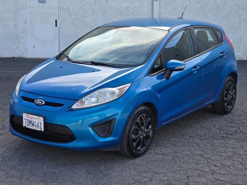 Used 2013 Ford Fiesta SE image 8