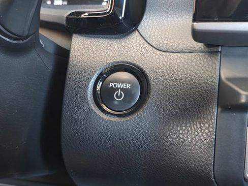 Used 2025 Toyota Camry SE w/ Convenience Package FWD image 25