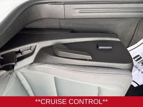 Used 2022 Chevrolet Colorado W/T w/ Custom Special Edition image 9