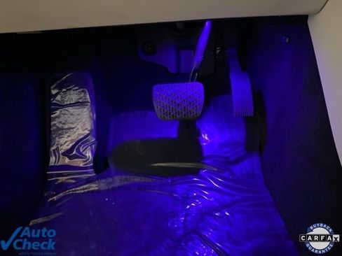 Used 2023 Mercedes-Benz EQB 300 4MATIC w/ Pinnacle Package image 33