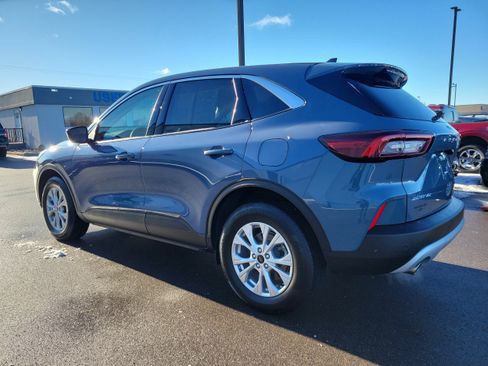 Used 2023 Ford Escape Active w/ Tech Pack #2 image 3