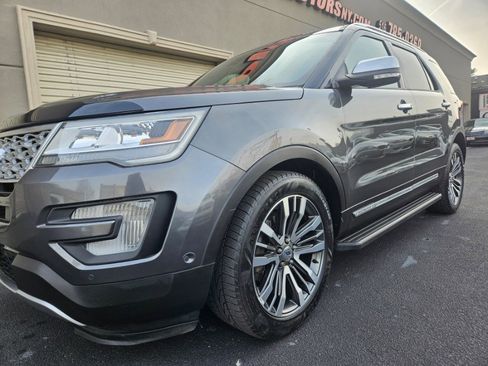 Used 2016 Ford Explorer Platinum image 33