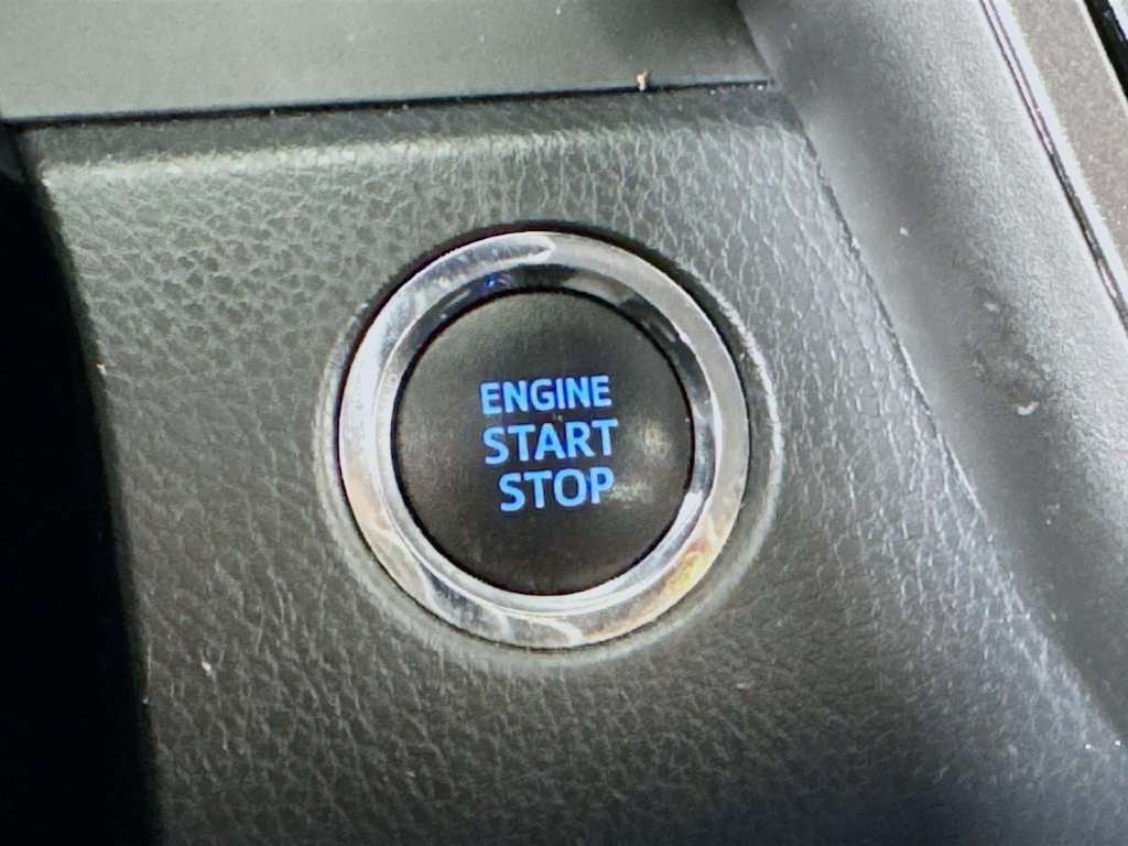 Used 2022 Toyota Camry XSE AWD/4WD image 35