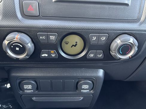 Used 2014 Honda Ridgeline Sport image 17