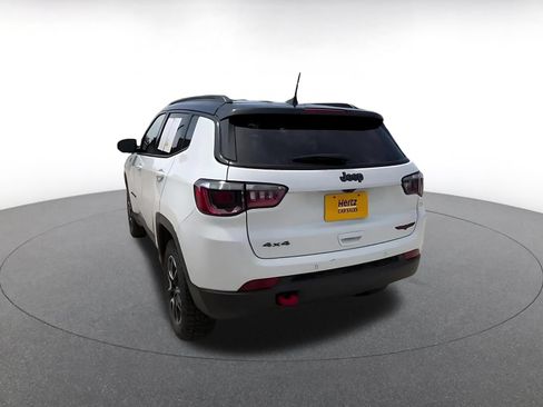 Used 2025 Jeep Compass Trailhawk AWD/4WD image 11