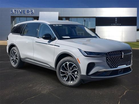 New 2026 Lincoln Nautilus Premier image 1