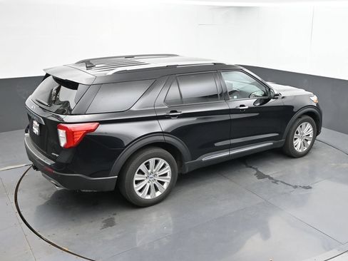 Used 2023 Ford Explorer Limited w/ Limited Technology Package AWD/4WD image 28