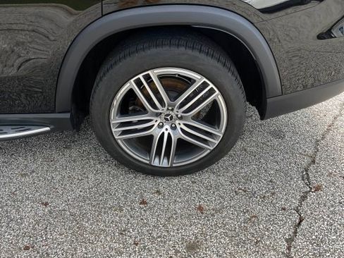 Used 2023 Mercedes-Benz GLS 450 4MATIC image 20