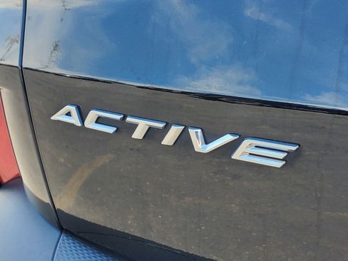 Used 2023 Ford Escape Active w/ Tech Pack #2 AWD/4WD image 9