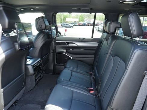 New 2026 Jeep Grand Wagoneer Limited w/ Premium Group II AWD/4WD image 22