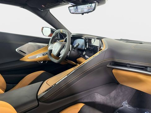 Used 2023 Chevrolet Corvette Stingray Premium Conv w/ Battery Protection Package RWD image 26