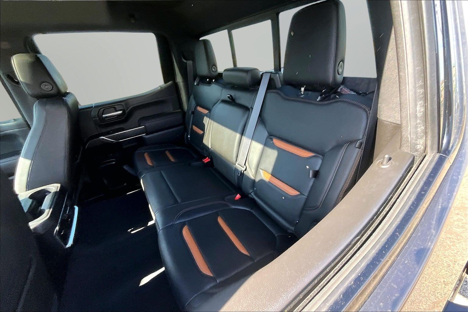 Used 2019 GMC Sierra 1500 AT4 w/ AT4 Premium Package AWD/4WD image 18