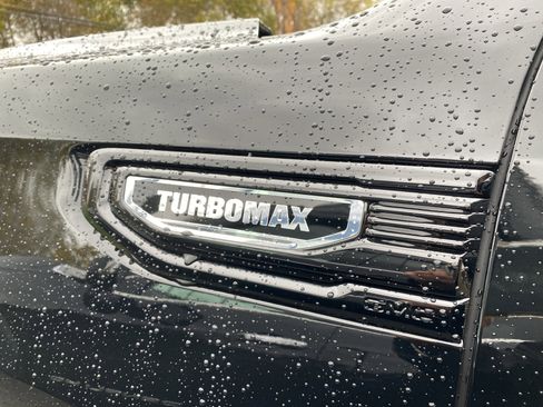 Used 2026 GMC Sierra 1500 Elevation w/ Elevation Select Package image 9