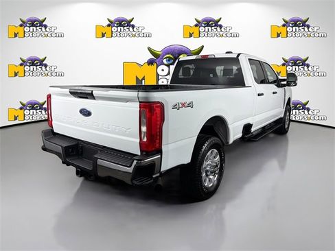 Used 2024 Ford F250 XLT image 5