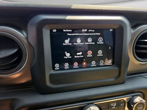 Used 2021 Jeep Gladiator Sport AWD/4WD image 34