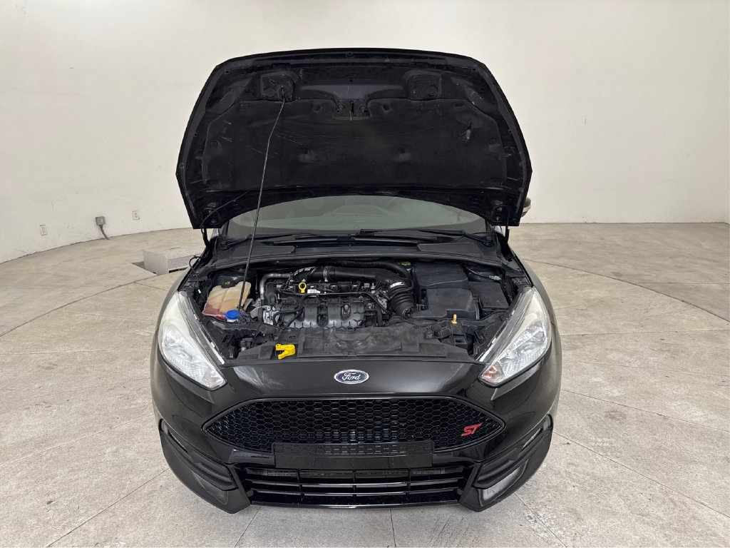 Used 2017 Ford Focus ST FWD image 30