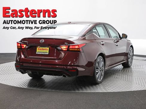 Used 2025 Nissan Altima 2.5 SL FWD image 5