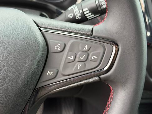 Used 2024 Chevrolet Equinox RS FWD image 16