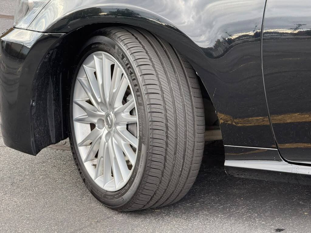 Used 2013 Lexus GS 450h w/ Luxury Pkg RWD image 17