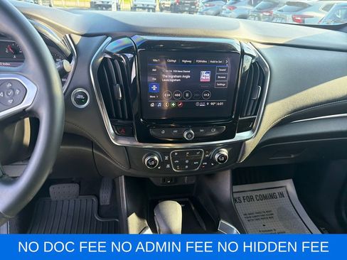 Used 2023 Chevrolet Traverse LT w/ Midnight/Sport Edition AWD/4WD image 18