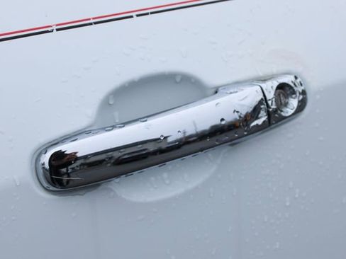 Used 2009 Pontiac G6 GT w/ Sport Package 1 image 9