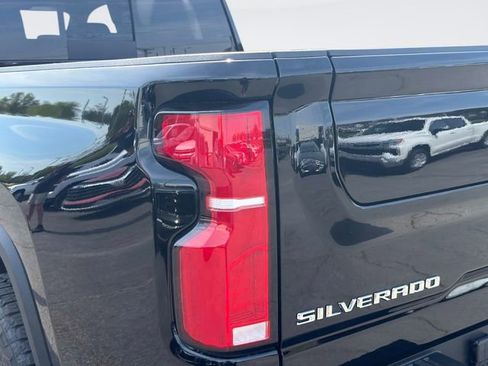 New 2026 Chevrolet Silverado 2500 High Country w/ High Country Premium Package AWD/4WD image 12