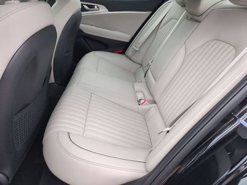 Certified 2023 Genesis G70 3.3T w/ Sport Advanced Package AWD/4WD image 15