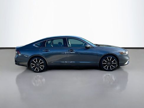 Certified 2025 Honda Accord Touring image 4