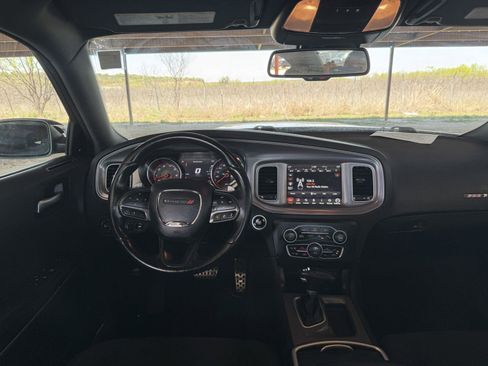 Used 2023 Dodge Charger Scat Pack w/ Technology Group RWD image 22