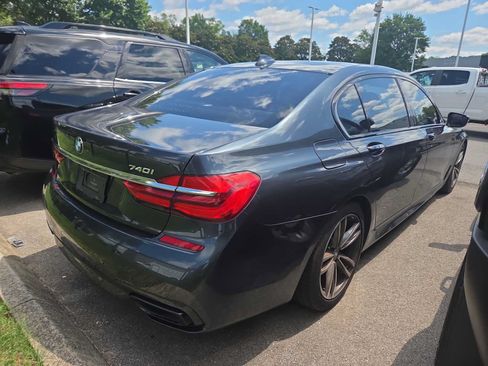 Used 2018 BMW 740i RWD image 5
