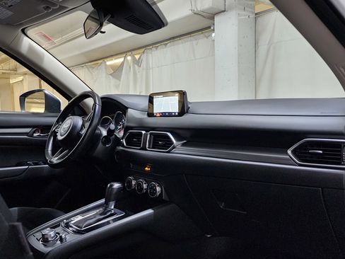 Used 2018 MAZDA CX-5 Sport image 22