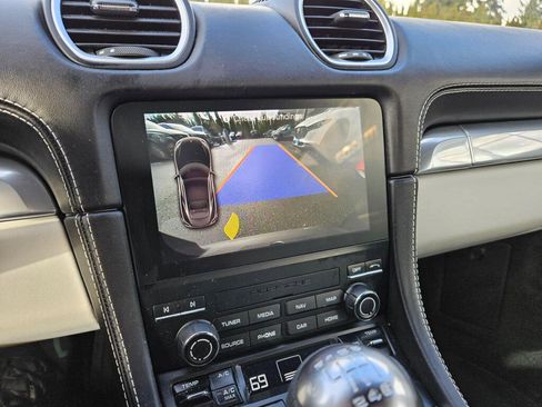 Used 2024 Porsche 718 Cayman image 22