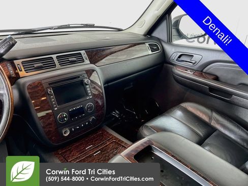 Used 2007 GMC Yukon Denali AWD/4WD image 29
