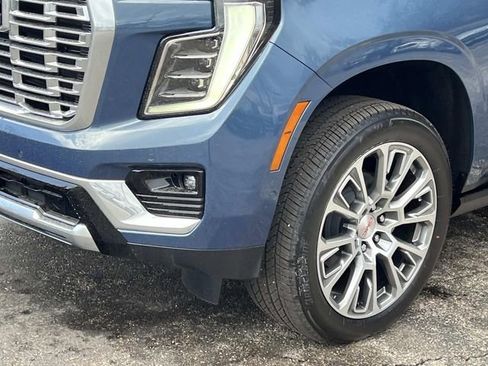 New 2026 GMC Yukon XL Denali w/ Denali Reserve Package image 9